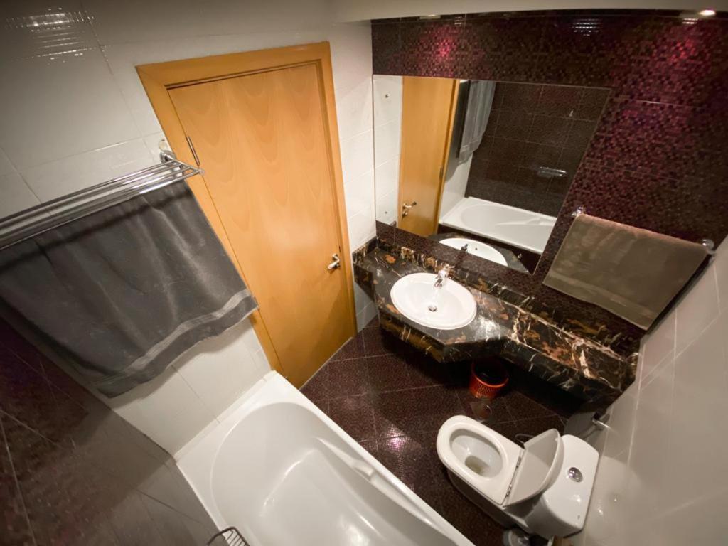 Zumurud Tower Apartment Dubai Bagian luar foto