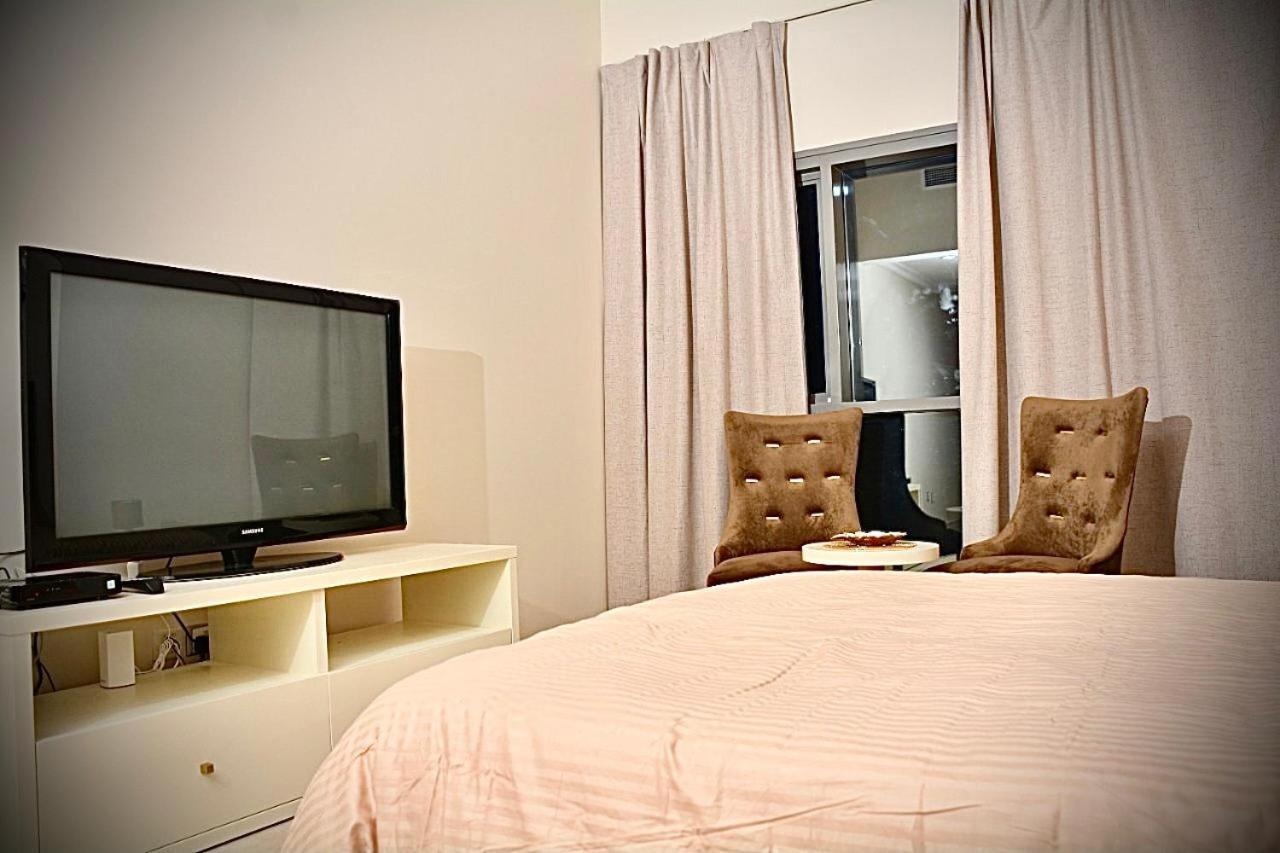 Zumurud Tower Apartment Dubai Bagian luar foto